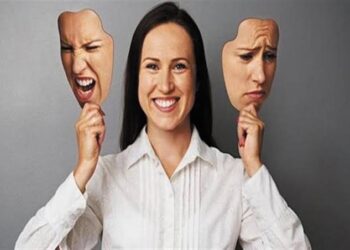 5 عادات يومية تزيد القلق والاكتئاب وتدمر صحتك النفسية.. كيف تتجنبها؟