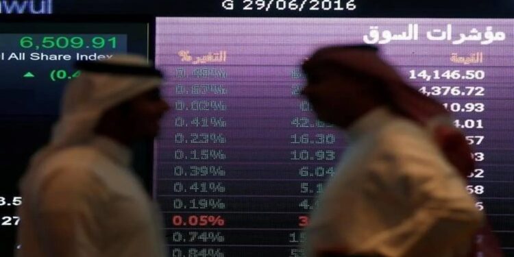 السوق السعودية تسجّل أدنى مستوى في 3 أشهر