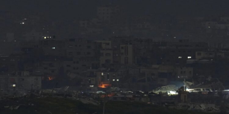 السعودية تستنكر قطع إسرائيل للكهرباء عن غزة وتدعو للتدخل الدولي