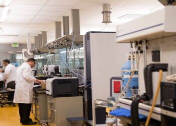 مراكز ومعامل جديدة لدعم استراتيجية التقنية الحيوية السعودية