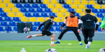 الهلال يسعى لتعزيز الصدارة بمواجهة التعاون