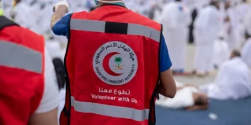 تعرض لجلطة قلبية بالمسجد النبوي.. الهلال الأحمر بالمدينة المنورة ينقذ معتمرًا عراقيًا خلال 47 ثانية