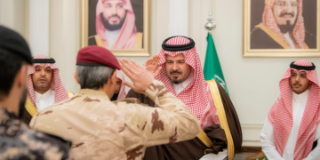 أمير المدينة يؤكد أهمية ترجمة العناية الفائقة التي توليها القيادة لزوار المسجد النبوي خلال رمضان