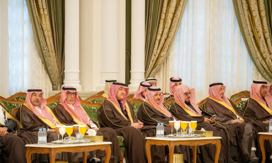 تفاعل السعودية - أمير المدينة يؤكد أهمية ترجمة العناية الفائقة التي توليها القيادة لزوار المسجد النبوي خلال رمضان