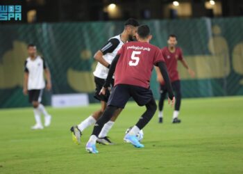 فريقا السعودية للكهرباء والدوريات الأمنية يفوزان في ختام الجولة الأولى من بطولة جدة لكرة القدم