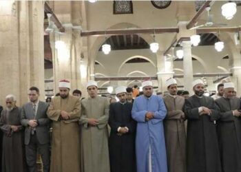 موعد العشر الأواخر من شهر رمضان.. وأفضل الأوقات لأداء صلاة التهجد