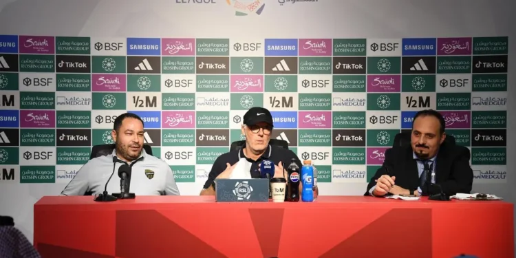 مدربا القادسية والاتحاد يعقدان مؤتمرًا صحفيًا عقب المباراة