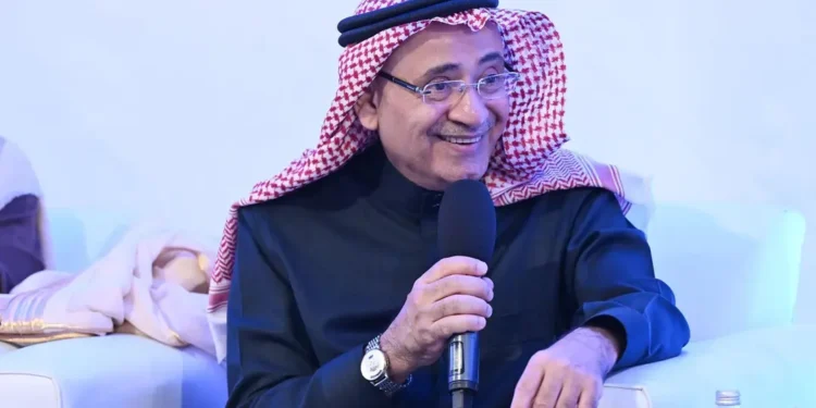 أمين تبوك يستعرض مع رجال وسيدات الأعمال بالمنطقة أبرز الفرص الاستثمارية في القطاع البلدي