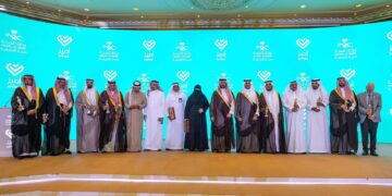 نائب أمير الشرقية يستقبل قيادات القطاع الشرقي الصحي