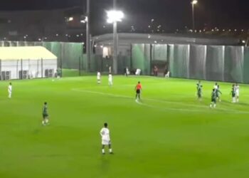 بطولة جدة لكرة القدم..  فرع وزارة الرياضة بمكة يحقق فوزًا كبيرًا على مكافحة المخدرات بجدة