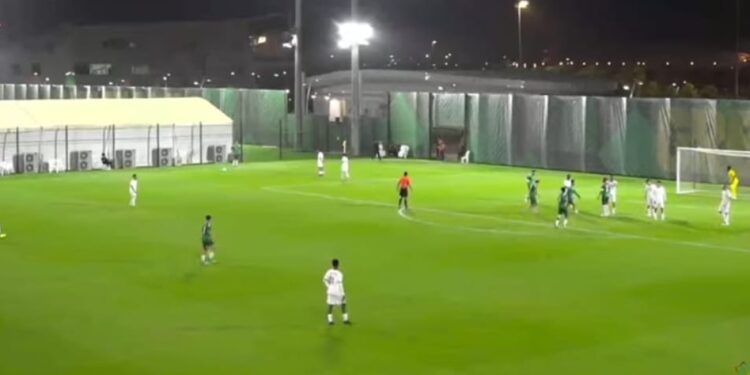 بطولة جدة لكرة القدم..  فرع وزارة الرياضة بمكة يحقق فوزًا كبيرًا على مكافحة المخدرات بجدة