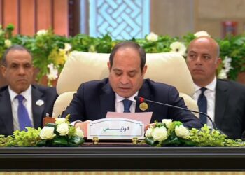 السيسي: ندعو لدعم خطة مصر لإعمار غزة وتحقيق السلام العادل