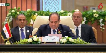 السيسي: ندعو لدعم خطة مصر لإعمار غزة وتحقيق السلام العادل