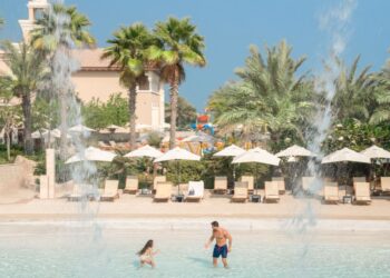 بخصم 50%.. منتجع ريكسوس بريميوم يدعو الضيوف للاستمتاع بعروضه الرمضانية