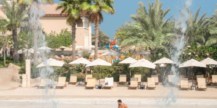 بخصم 50%.. منتجع ريكسوس بريميوم يدعو الضيوف للاستمتاع بعروضه الرمضانية