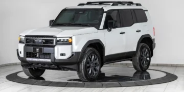 بتقنيات حماية متقدمة.. إصدار مصفح من تويوتا لاند كروزر تتحدى الطرق الوعرة