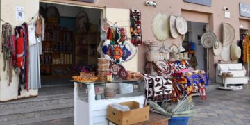 أسواق حائل الشعبية.. حلة تراثية رمضانية تثري زوارها