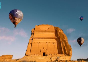 مهرجان سماء العُلا 2025 يعود في أبريل المُقبِل بتجارب استثنائية من المغامرة والاستكشاف