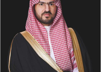 نائب أمير الشرقية: العلم السعودي رمز للوحدة والاعتزاز بالهوية الوطنية