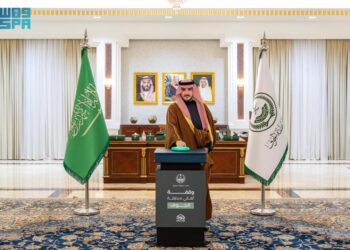 أمير منطقة الجوف يدشّن مشاركة منطقة الجوف في حملة “جود المناطق2”