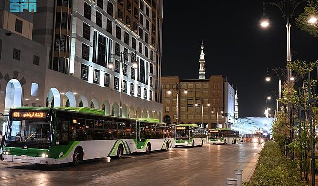 “حافلات المدينة” تدشّن 3 محطات فرعية مجانية لتسهيل الوصول إلى المسجد النبوي
