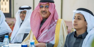 وكيل إمارة حائل المكلف يشارك أيتام “رفاق” مأدبة الإفطار الرمضاني