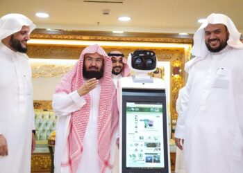 روبوت منارة.. الذكاء الاصطناعي في خدمة قاصدي المسجد الحرام (إنفوجراف)