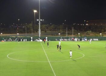 الدفاع المدني ينتزع فوزًا صعبًا على فرع الموارد البشرية في بطولة جدة لكرة القدم