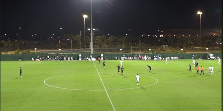 الدفاع المدني ينتزع فوزًا صعبًا على فرع الموارد البشرية في بطولة جدة لكرة القدم