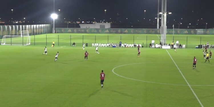 الشركة السعودية للكهرباء وإدارة دوريات الأمن يحققان الفوز على منافسيهما في بطولة جدة لكرة القدم