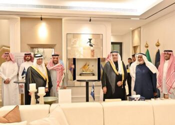 “فلل لافيرا” في الخبر.. أسلوب حياة فاخر يجمع بين التراث والحداثة (إنفو جراف)