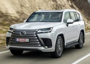 تقييم وكالات السيارات.. شفافية أكبر وقرار شراء أسهل (إنفو جراف)