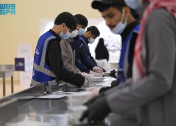 1000 متطوع يواصلون مسيرة العطاء في مبادرة “أبشر بالخير” للعام الخامس بالحدود الشمالية