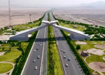 معتمرو رمضان يدفعون حركة المرور في مكة إلى 3.7 مليون مركبة