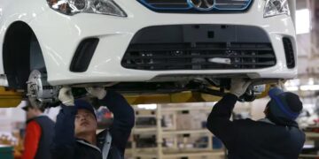 ارتفاع قياسي في إنتاج ومبيعات السيارات الصينية بفبراير