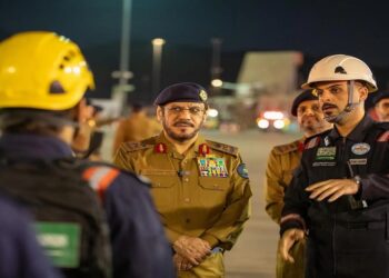 اللواء الفرج يتابع استعدادات الدفاع المدني بمكة لضمان سلامة المعتمرين في رمضان 1446هـ