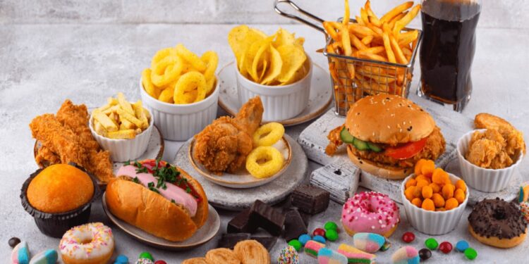 النمر يوضح مضار أكل المطاعم المثبتة علمياً