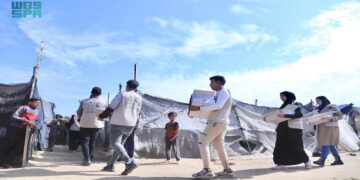 مركز الملك سلمان للإغاثة يوزّع التمور على الأسر الفلسطينية في مدينتي خان يونس ورفح جنوب قطاع غزة