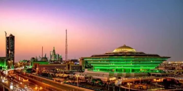 الداخلية تعلن تنفيذ أكثر من 430 مليون عملية إلكترونية عبر “أبشر” في 2024