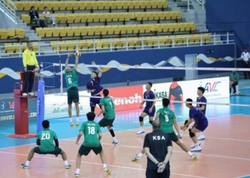 المنتخب السعودي للكرة الطائرة يواصل معسكره بالدمام استعدادًا لبطولة غرب آسيا