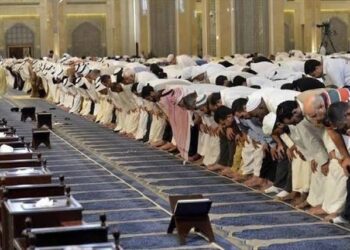 موعد أذان المغرب ومواقيت الصلاة اليوم 18 رمضان في السعودية