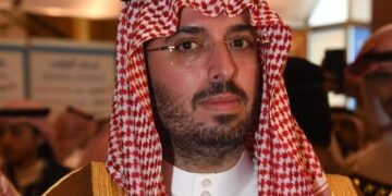 الأمير سعود بن جلوي يُكرّم طلبة تعليم جدة الفائزين بجائزة منافس 2024