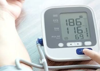 د. خالد النمر: ارتفاع ضغط الدم بدون أعراض قد يكون خطرًا يهدد الحياة