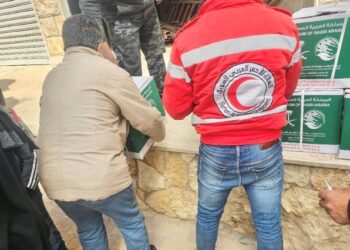 مركز الملك سلمان للإغاثة يوزع 44 سلة غذائية في بلدة صحنايا بريف دمشق