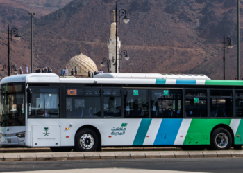 لتجنب الازدحام والانتظار.. “حافلات المدينة” يدعو زوار المسجد النبوي ومسجد قباء للاستفادة من خدماته