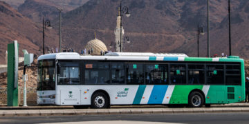 لتجنب الازدحام والانتظار.. “حافلات المدينة” يدعو زوار المسجد النبوي ومسجد قباء للاستفادة من خدماته