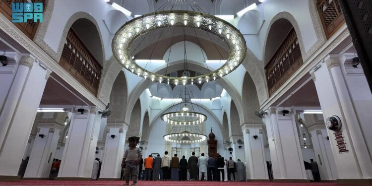 مسجد القبلتين.. رمز تغيير القبلة في الإسلام