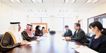 رئيس “الغذاء والدواء” يعقد لقاءً مع نظيره في هيئة سلامة الغذاء اليابانية لبحث التعاون المشترك