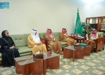 الأمير فهد بن محمد يلتقي رئيس وأعضاء اللجنة السياحية بغرفة الخرج