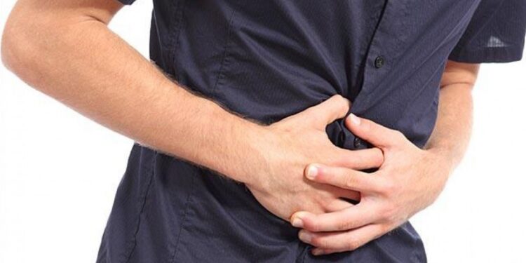 لماذا لا يجب تجاهل الإمساك؟ طبيب يوضح مخاطره وعلاجه